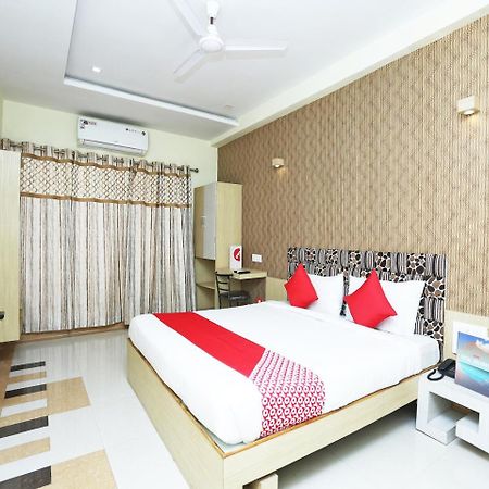Oyo 16472 Hotel Shree Balram International Райпур Экстерьер фото