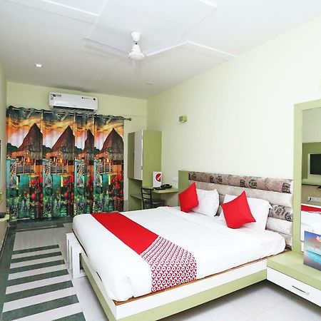 Oyo 16472 Hotel Shree Balram International Райпур Экстерьер фото