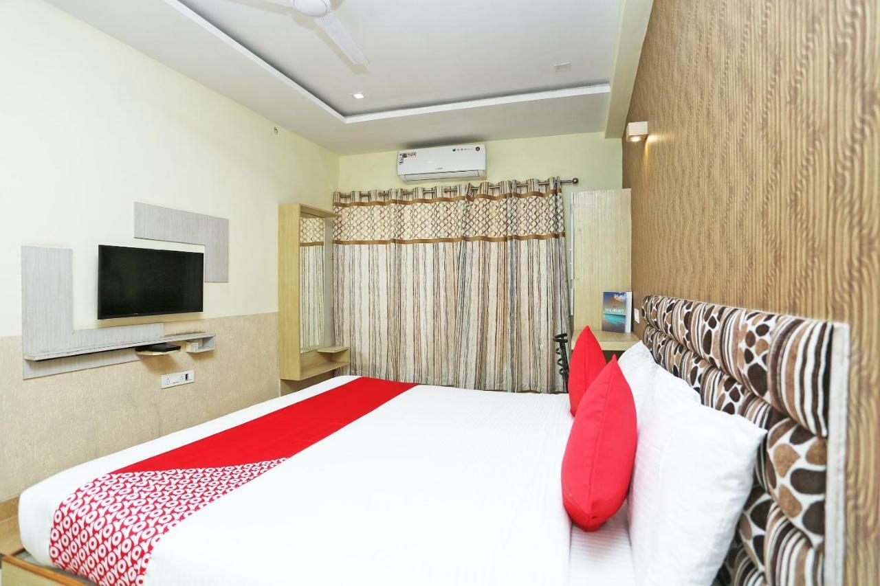 Oyo 16472 Hotel Shree Balram International Райпур Экстерьер фото